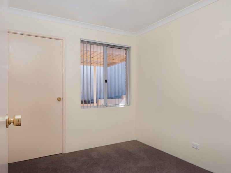 1 Stenton Corner, Leeming WA 6149