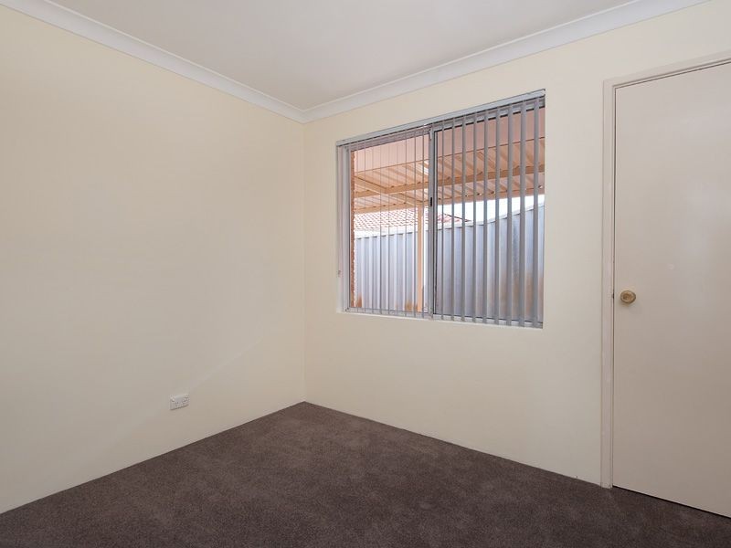 1 Stenton Corner, Leeming WA 6149