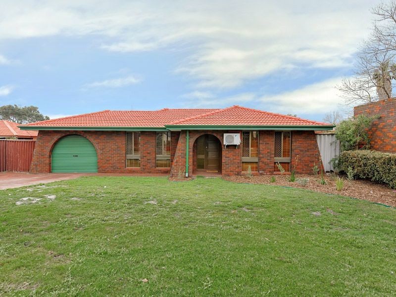 41 Nicholls Crescent, Bull Creek WA 6149