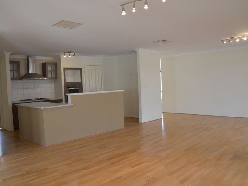 3 Stembridge Way, Canning Vale WA 6155