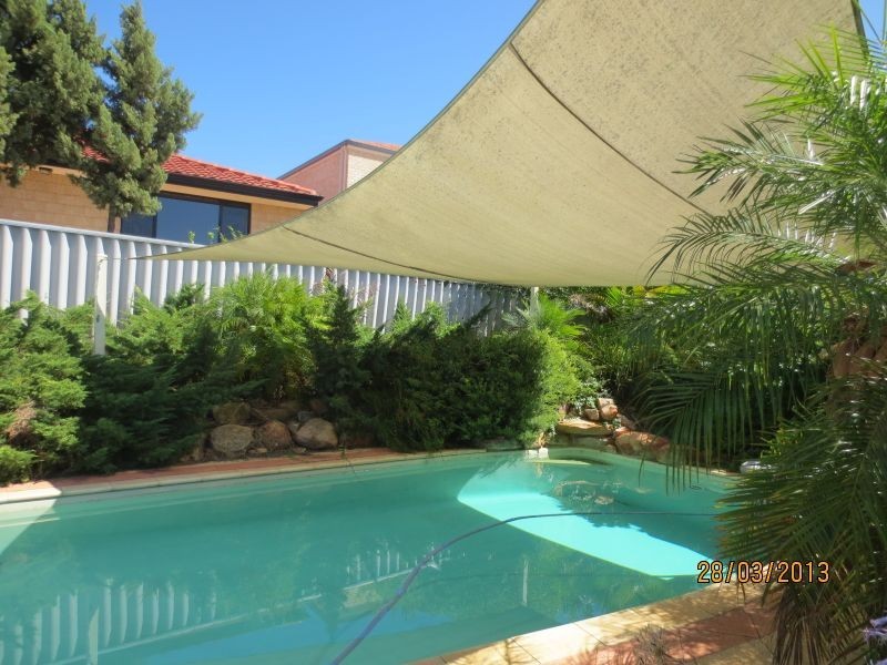 73 Sylvan Crescent, Leeming WA 6149