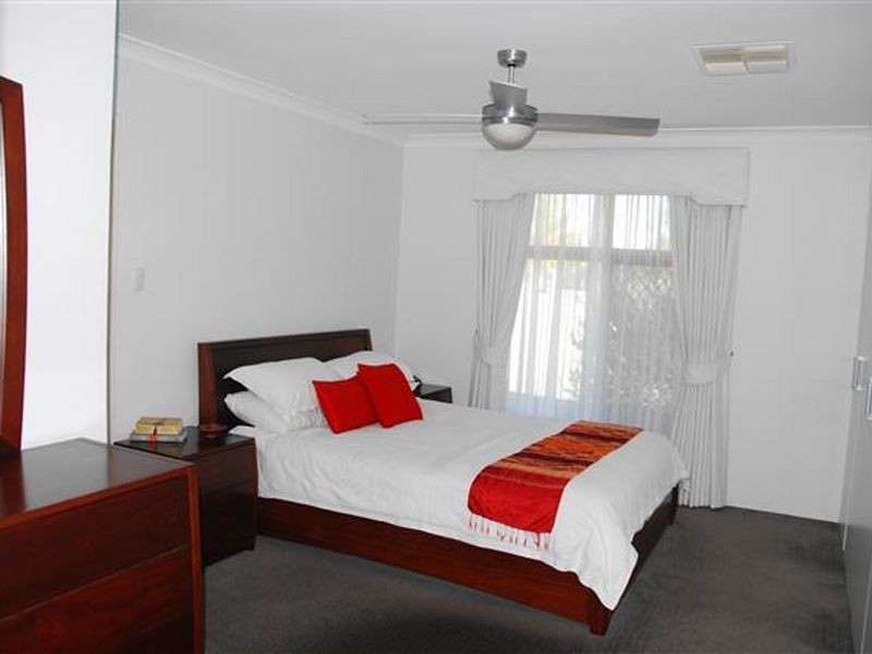 7 Downer Way, Bull Creek WA 6149