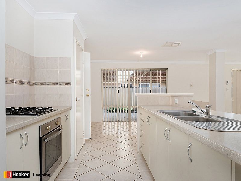 72 Dumbarton Road, Canning Vale WA 6155