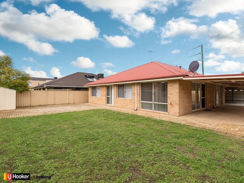 72 Dumbarton Road, Canning Vale WA 6155