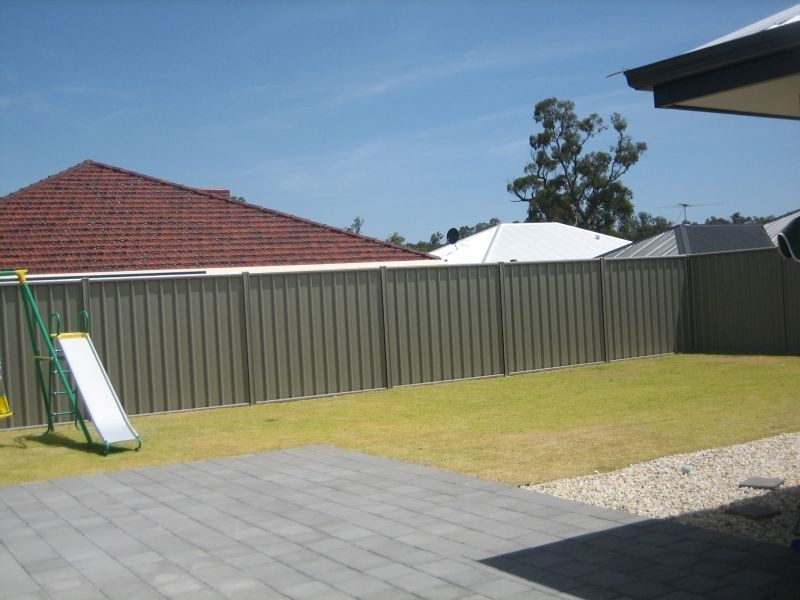 7 Highbridge Way, Leda WA 6170