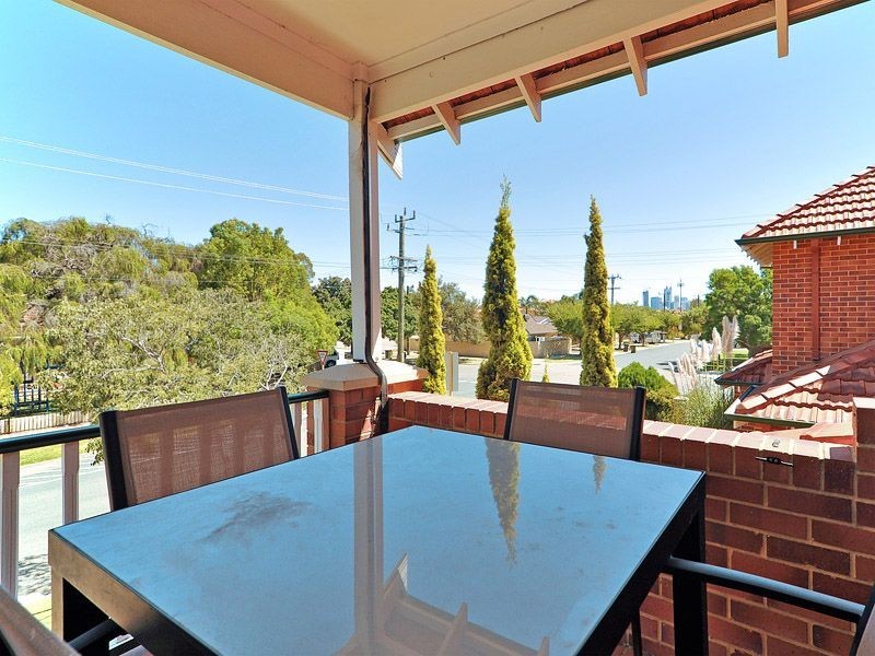 84 Hordern Street, Victoria Park WA 6100