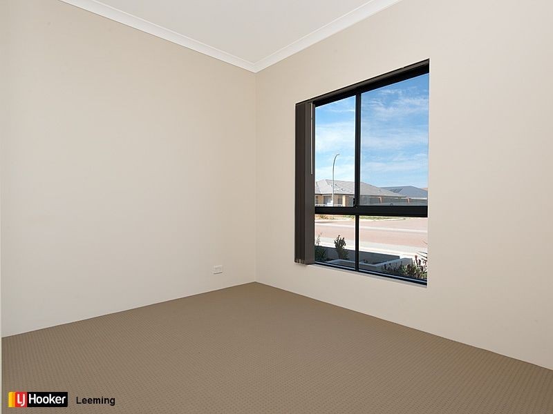 69 Veterans Drive, Byford WA 6122