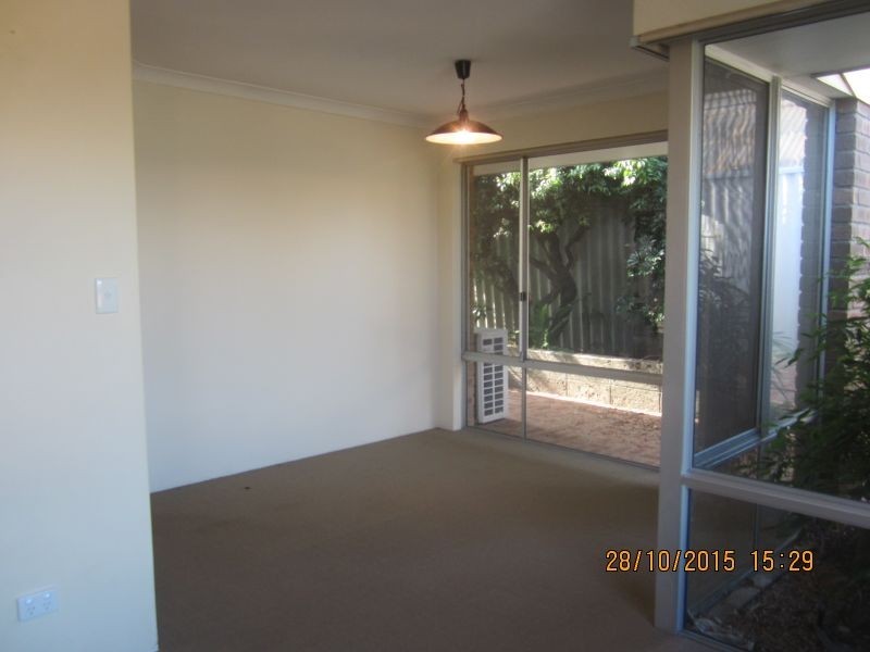 110 Bolderwood Drive, South Lake WA 6164