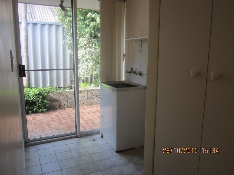 110 Bolderwood Drive, South Lake WA 6164