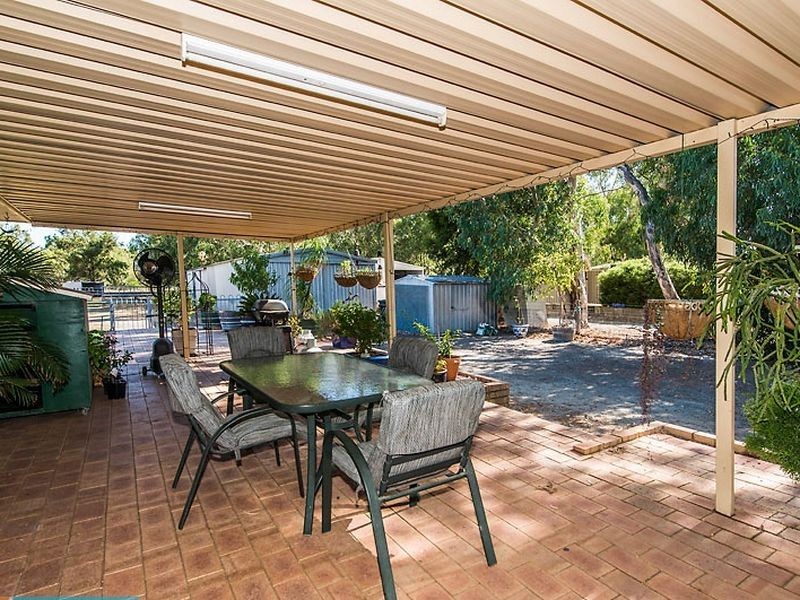 222 Abernethy Road, Byford WA 6122