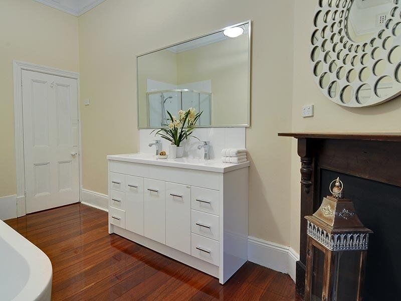 136 Glendower Street, Perth WA 6000