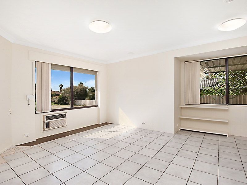 17 Tarndale Way, South Lake WA 6164