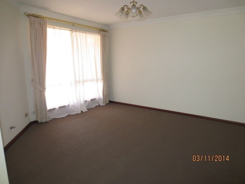 72 Casserley Drive, Leeming WA 6149