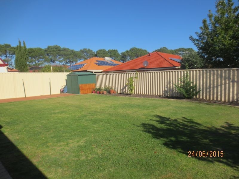 9 Windchime Terrace, Atwell WA 6164