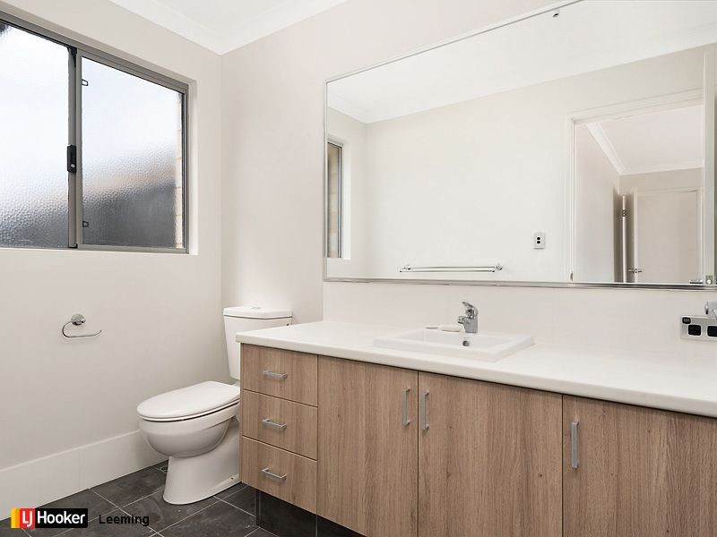 8 Yarrow Street, Banjup WA 6164