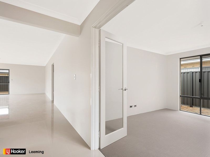 8 Yarrow Street, Banjup WA 6164