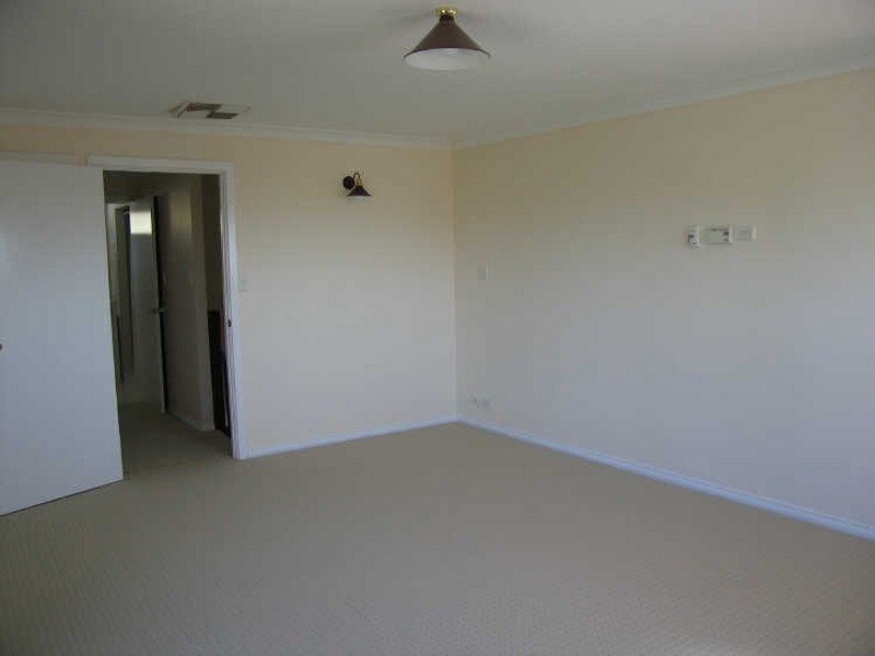 54 Beasley Road, Leeming WA 6149