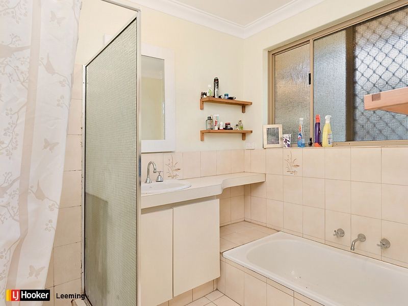 3/6 Ingvarson Way, Bibra Lake WA 6163