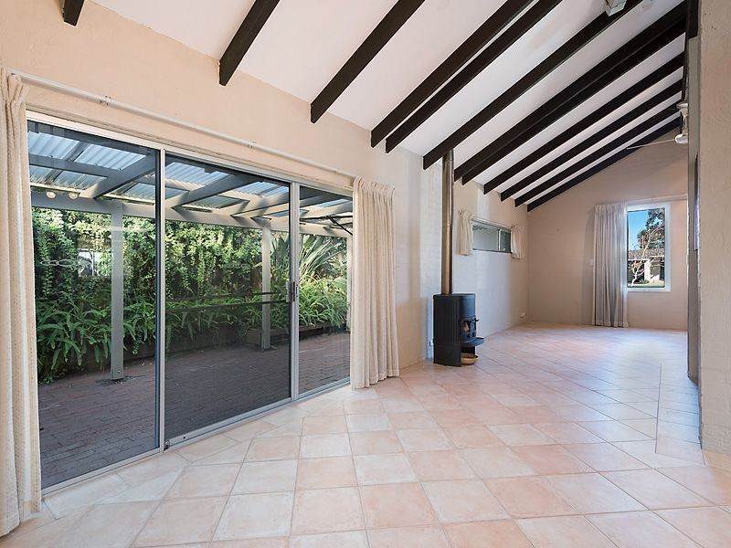 27 Henry Bull Drive, Bull Creek WA 6149