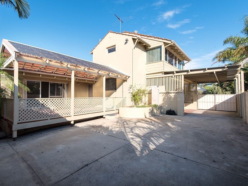 27 Henry Bull Drive, Bull Creek WA 6149