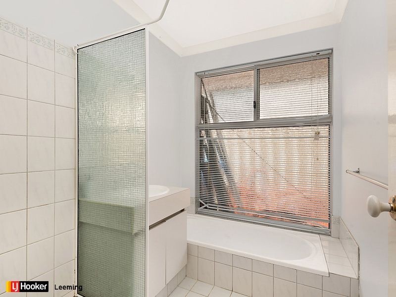 3 Ursuline Vista, Queens Park WA 6107