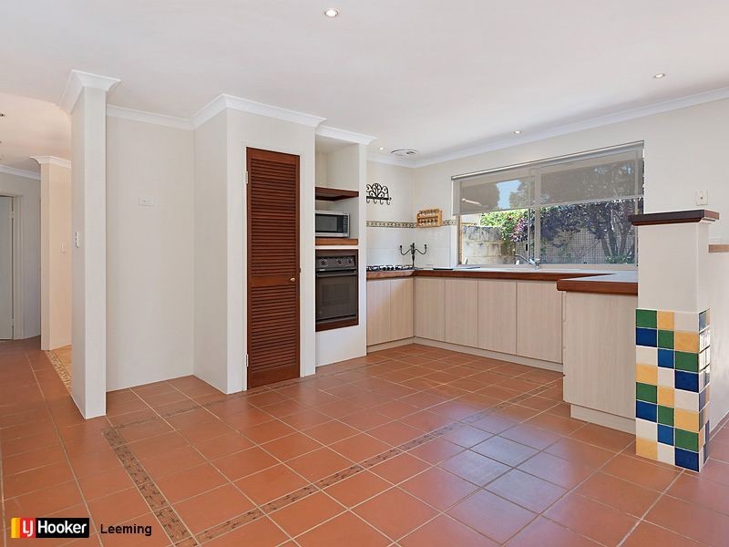 2 Gilbertson Road, Kardinya WA 6163