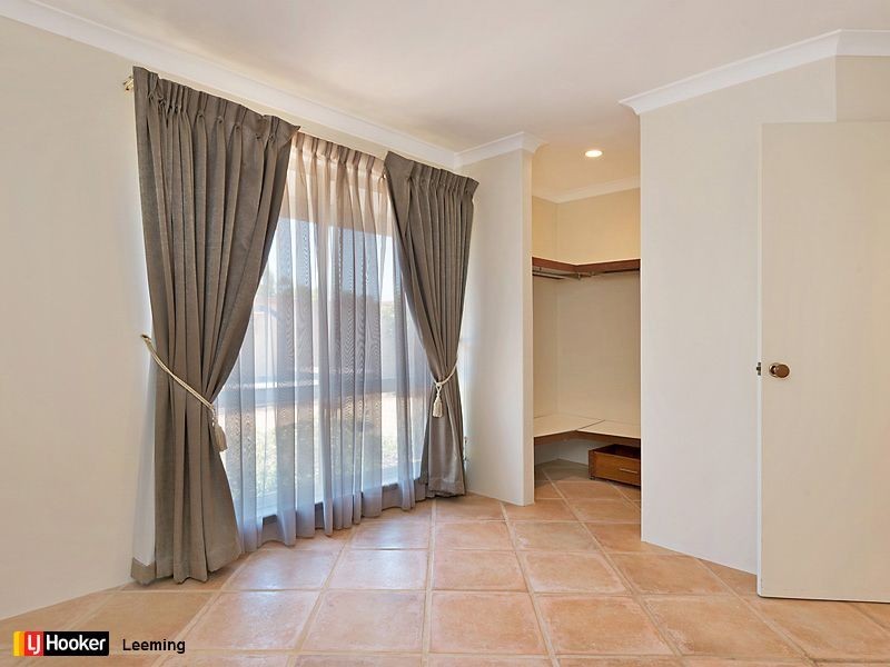 2 Gilbertson Road, Kardinya WA 6163