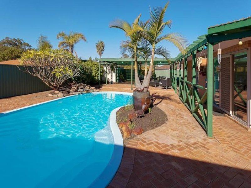 16 Gilbertson Road, Kardinya WA 6163