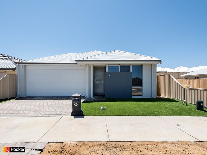 39 Serventy Crescent, Hammond Park WA 6164