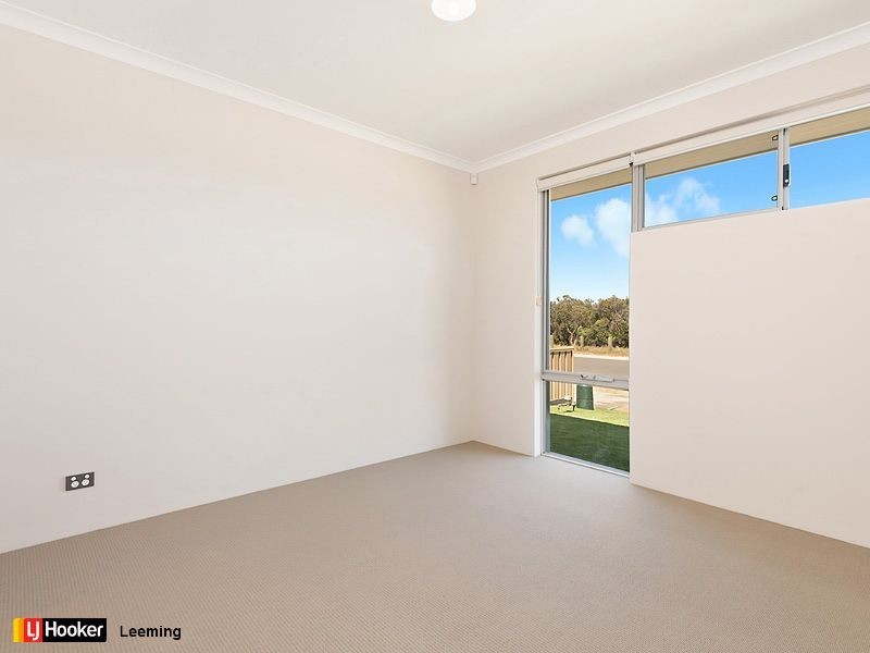 39 Serventy Crescent, Hammond Park WA 6164