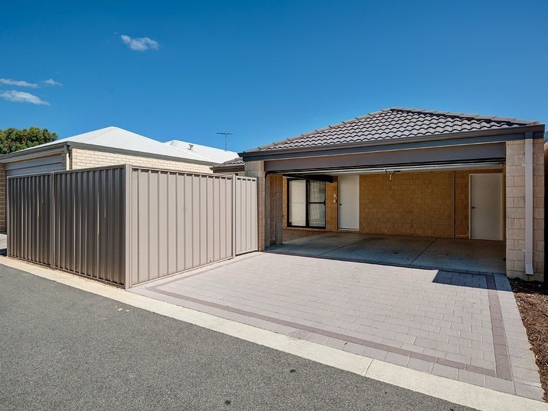 54 Holmes Street, Southern River WA 6110