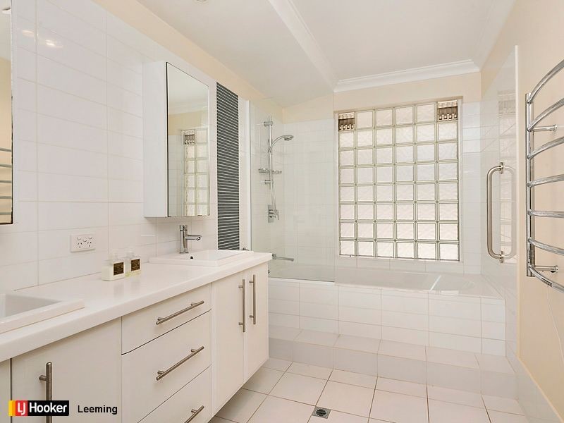 16 McCullock Rise, Bull Creek WA 6149