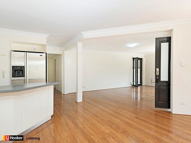 16 McCullock Rise, Bull Creek WA 6149