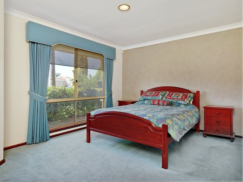 6 Stainton Place, Leeming WA 6149