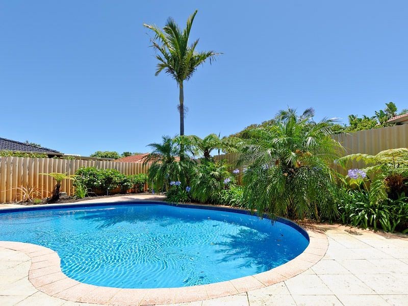 6 Stainton Place, Leeming WA 6149