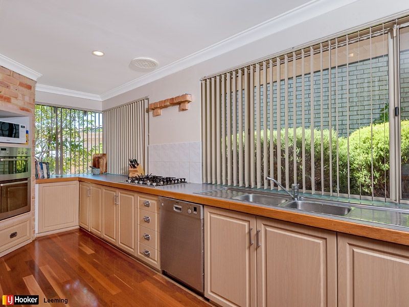 23 Sierra Chase, Leeming WA 6149