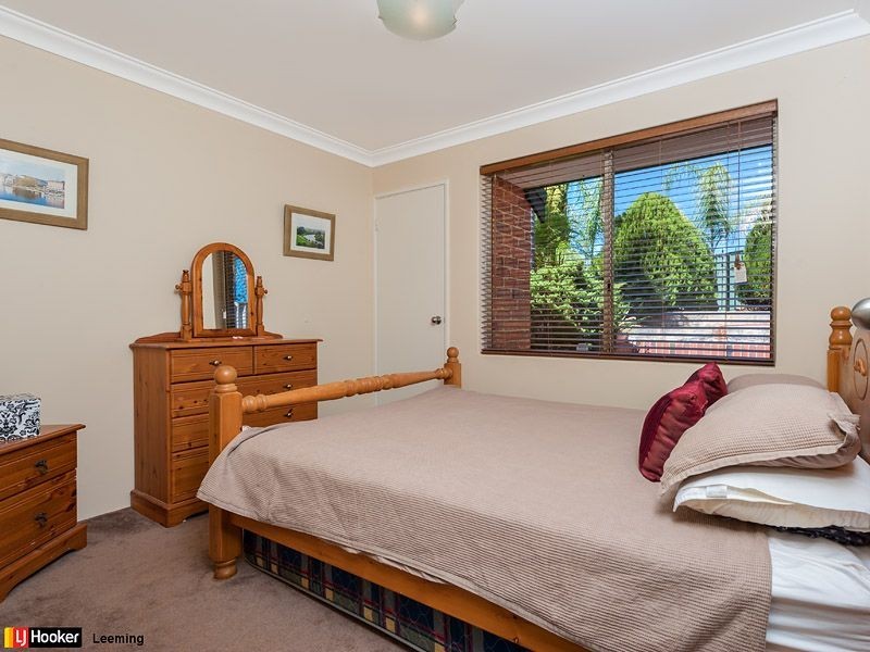 23 Sierra Chase, Leeming WA 6149