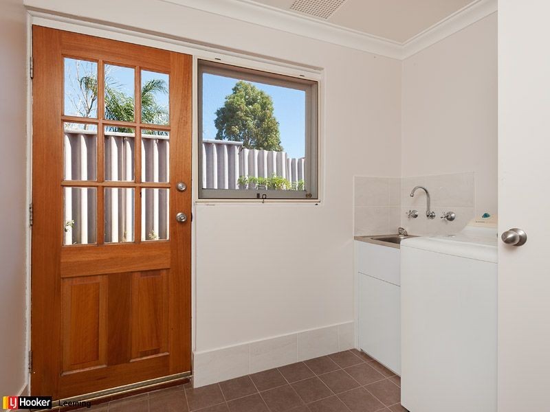 23 Sierra Chase, Leeming WA 6149