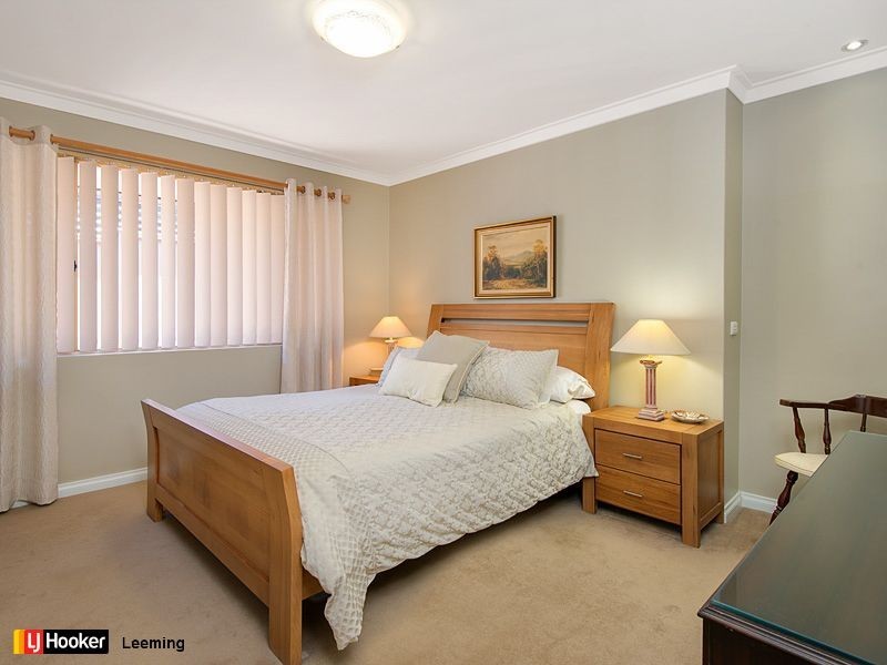 13 Westgate Court, Leeming WA 6149