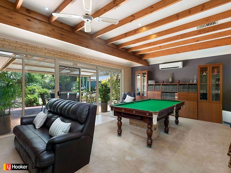 13 Westgate Court, Leeming WA 6149