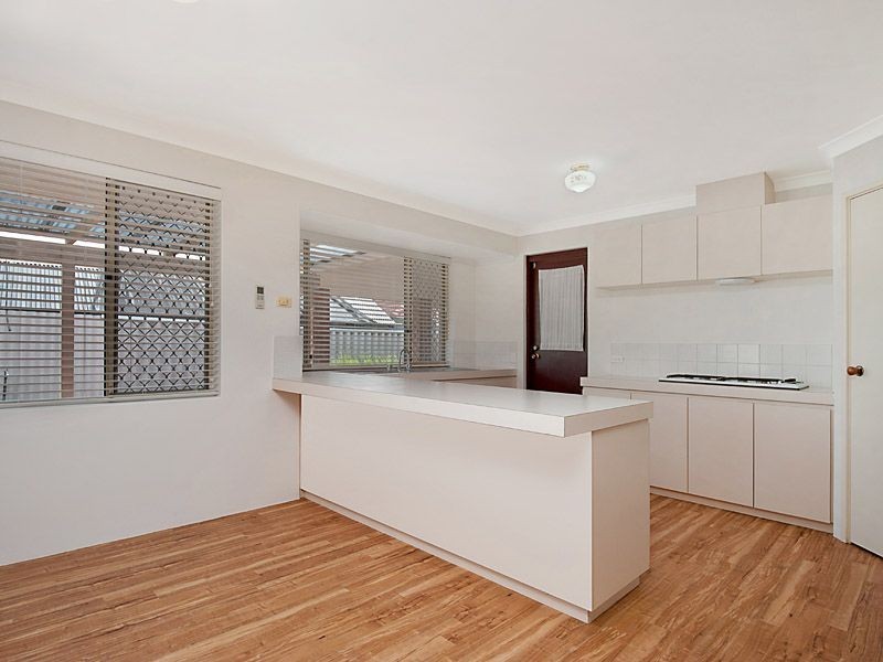 4 Style Court, Bibra Lake WA 6163