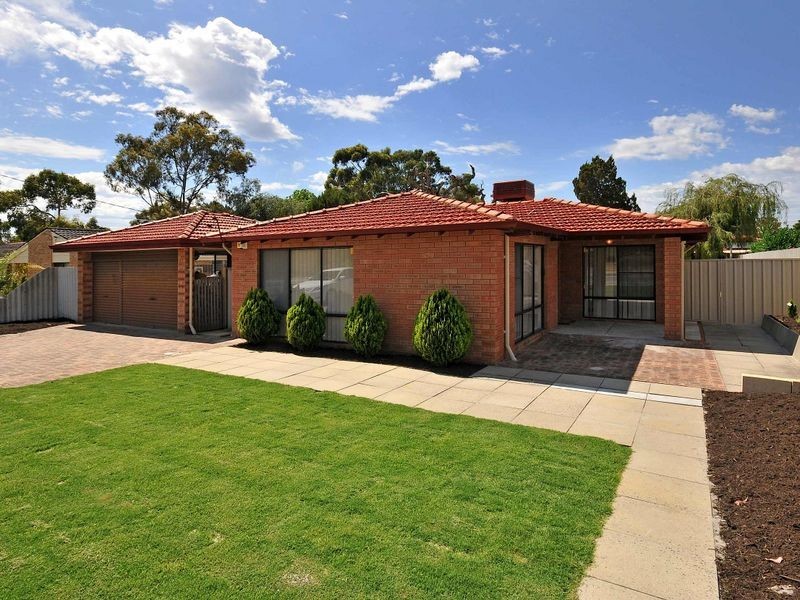 33 Burrendah Boulevard, Willetton WA 6155