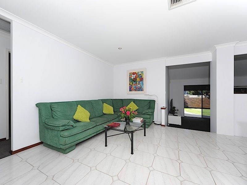 56 Calley Drive, Leeming WA 6149