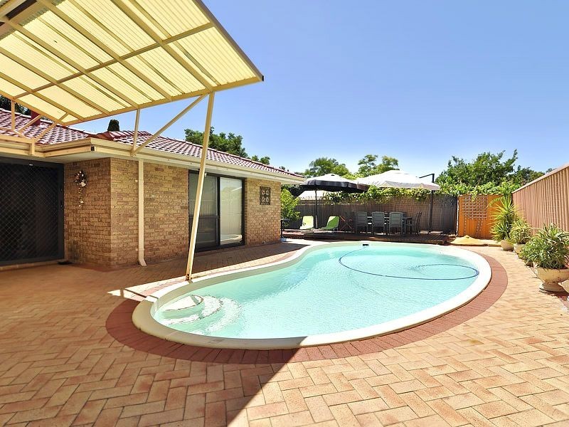 11 Cardinal Crescent, Leeming WA 6149