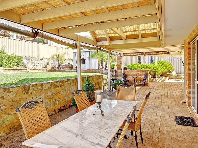 2 Shemels Court, Leeming WA 6149