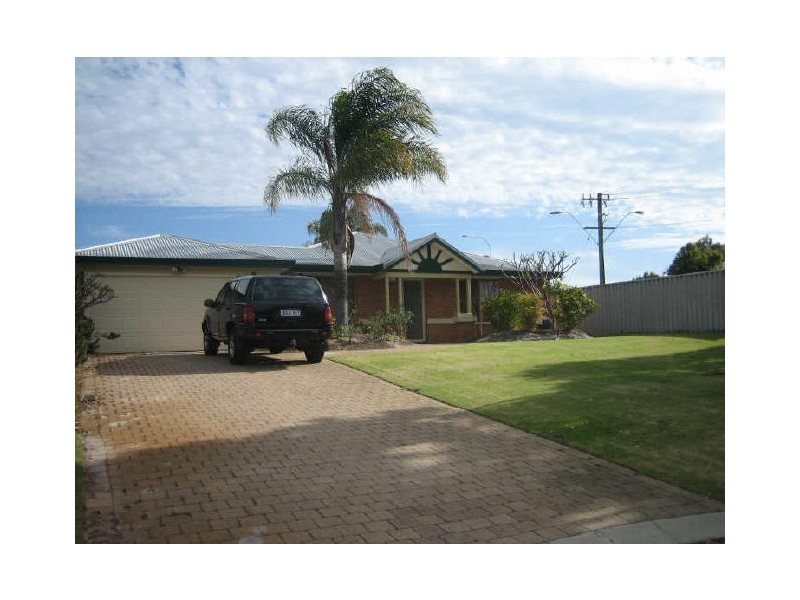 15 Goodwin Way, Leeming WA 6149