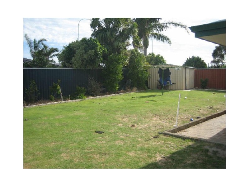 15 Goodwin Way, Leeming WA 6149