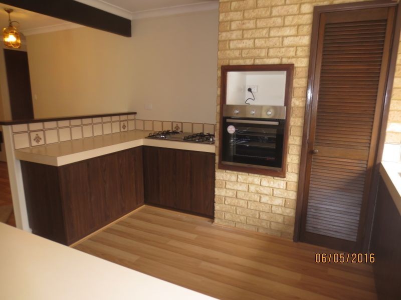 3 McKivett Crescent, Leeming WA 6149