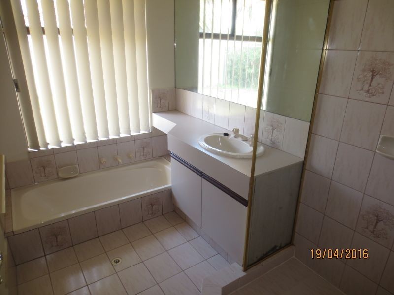 3 McKivett Crescent, Leeming WA 6149