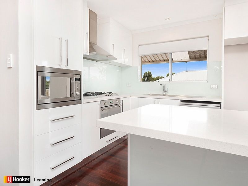 28 Kotisina Gardens, Munster WA 6166